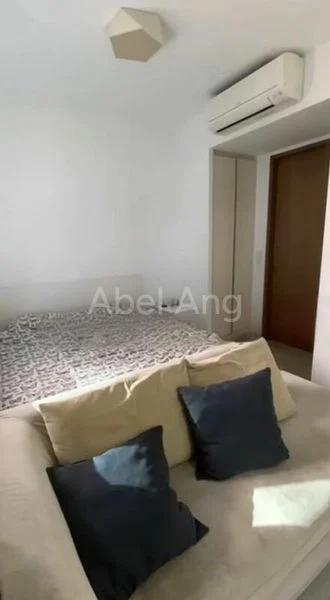 2 Bed Condo for Rent in  Shenton Way - Image 2